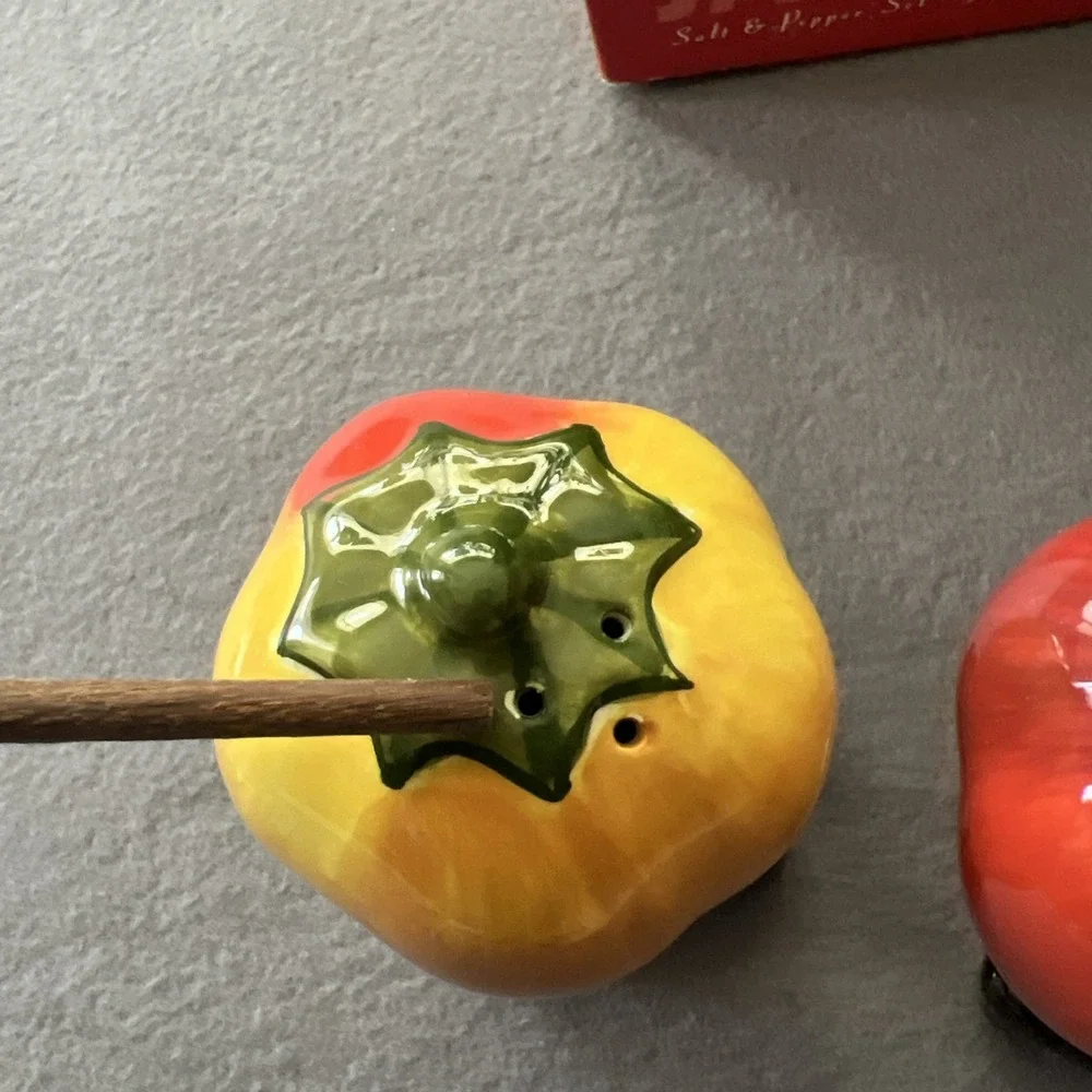 Clay Art Jalapeño Salt And Pepper‎ Shaker Set Retro 2006